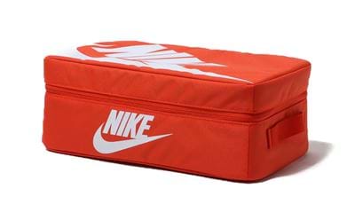 Vær tilfreds Nebu Næsten Nikes ikoniske skoæske bliver til en taske - Euroman