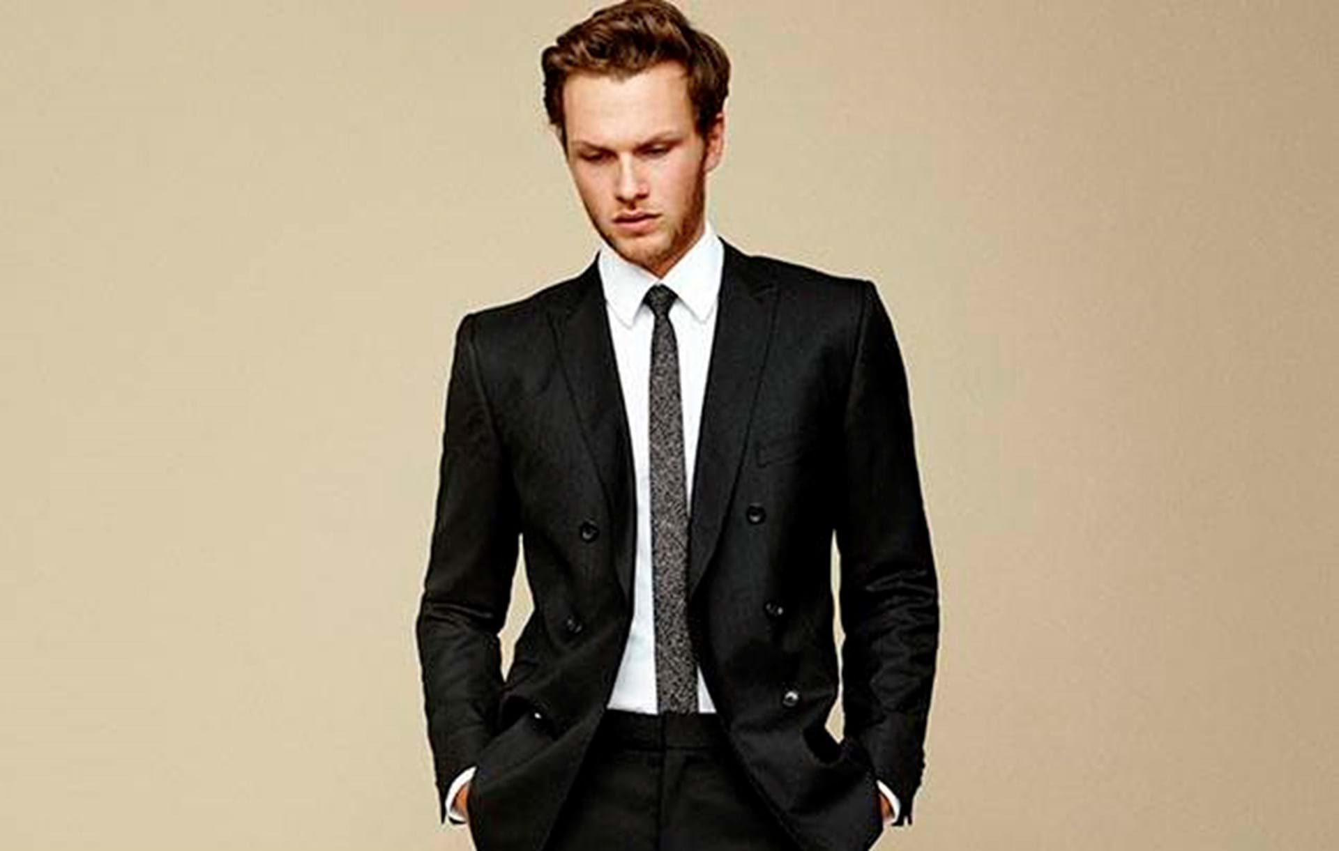 kapsel møbel Næste Sådan finder du det perfekte jakkesæt til mænd - Euroman